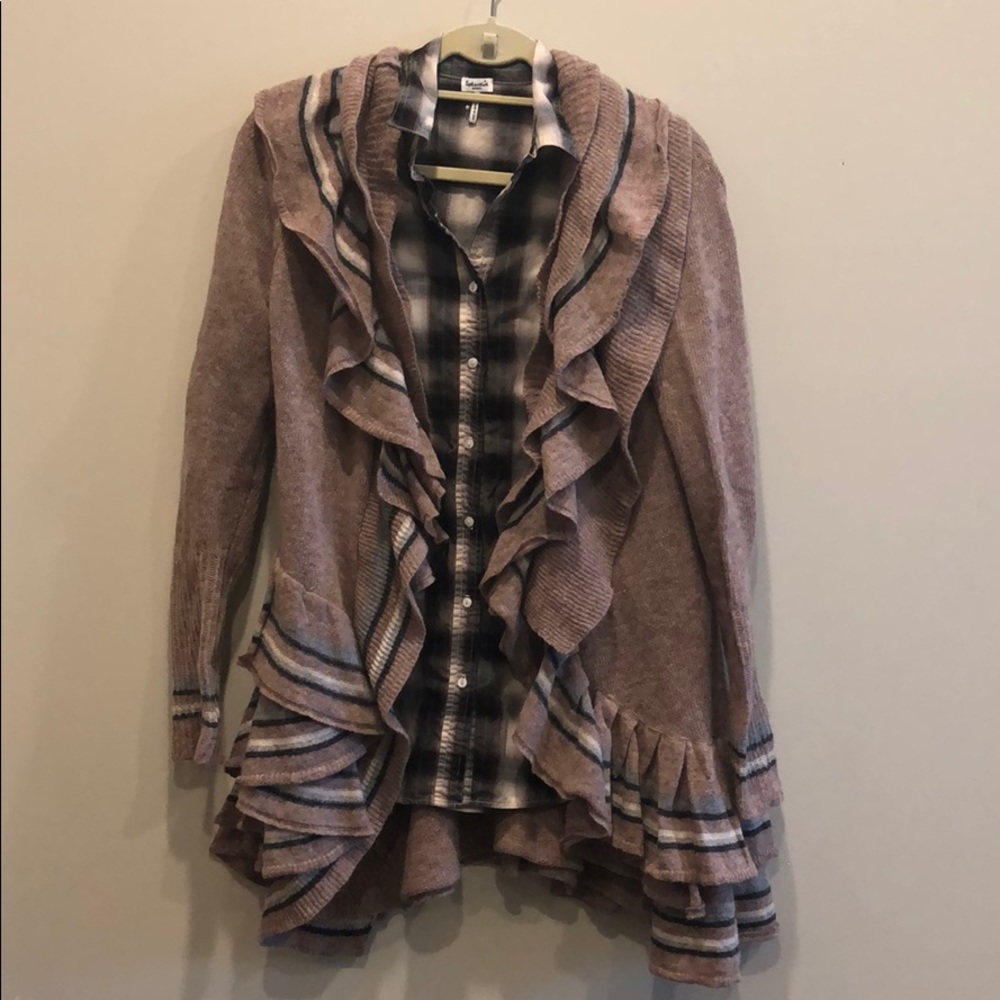 SPLENDID plaid button down top Size Small - Picture 6 of 6